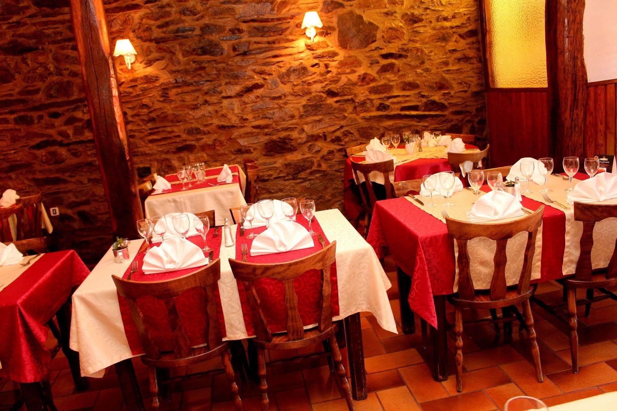 Logis Le Franco Belge Hotel Montherme Luaran gambar