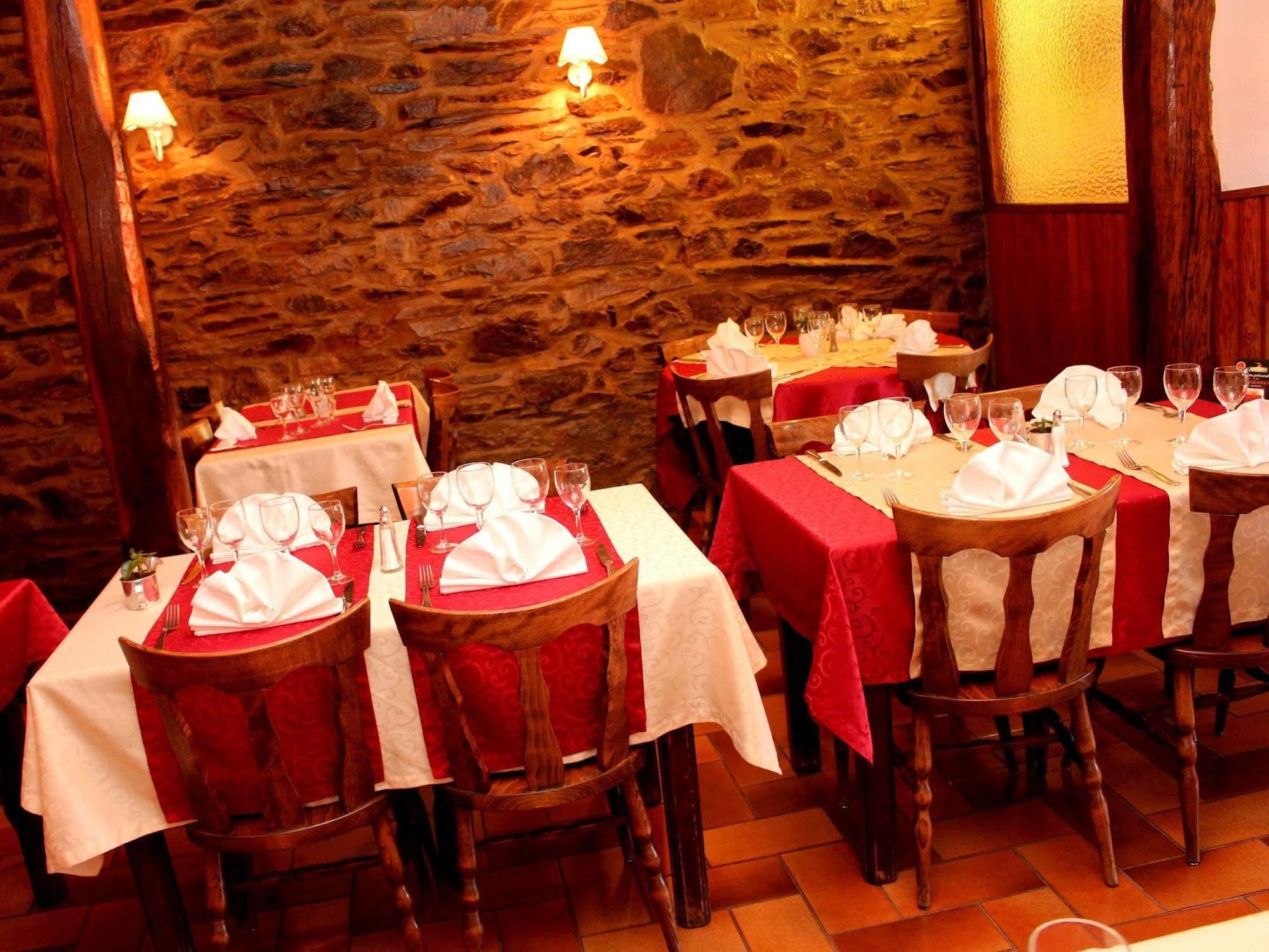 Logis Le Franco Belge Hotel Montherme Luaran gambar